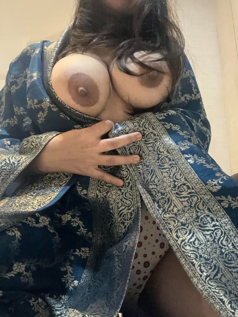 Call Girls in Patel Nagar
